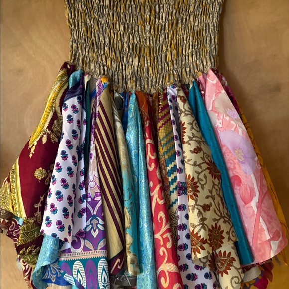 Colorful recycled Sari hanky Patchwork Skirt - Picture 3 of 5